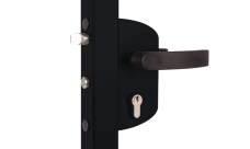 Замок LAKZ 6060 P1L корпус из полиамида с ручками из полимиада, черный RAL 9005